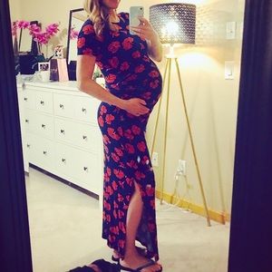 A Pea In The Pod Maternity Maxi Dress Size S